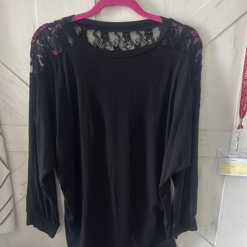 Elegant Black Lace Women's Top